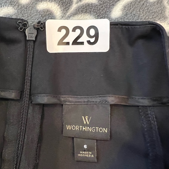 ❤️💋FUN SEXY FLIRTY SKIRT💋❤️SIZE 6 COLOR BLACK QUALITY - Picture 3 of 13